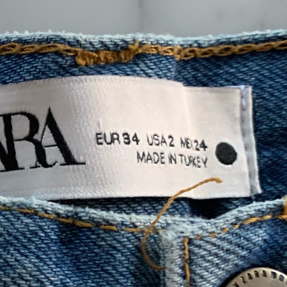 NWT Zara distressed Mia straight light wash 5 pocket classic size 2 - Picture 4 of 7